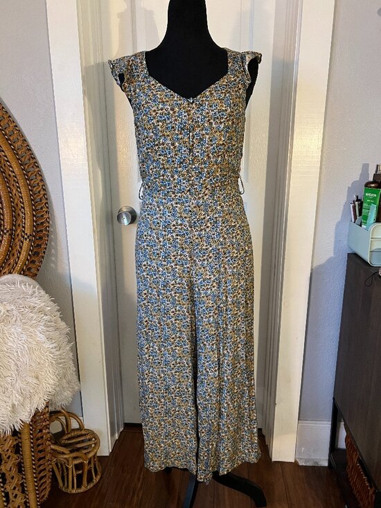 Francesca's Collections Pants - Floral Print Romper